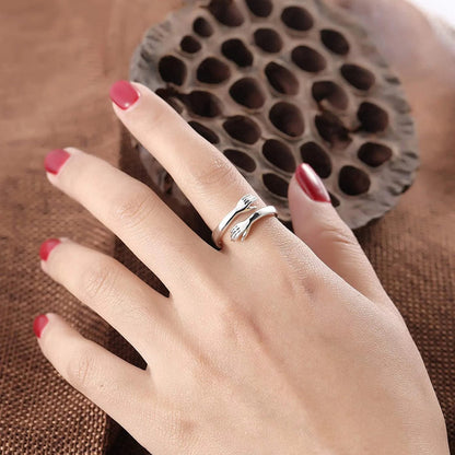 HUG RING